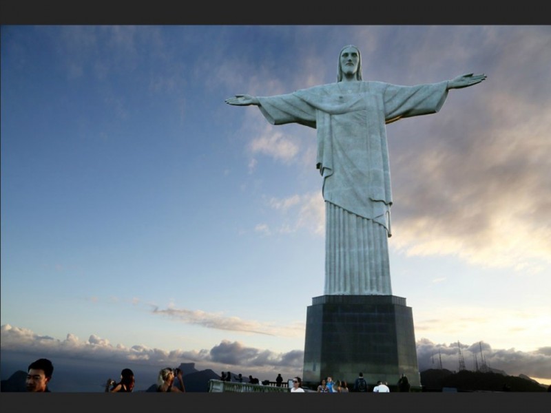 Le Christ rédempteur et la chaleur de Rio