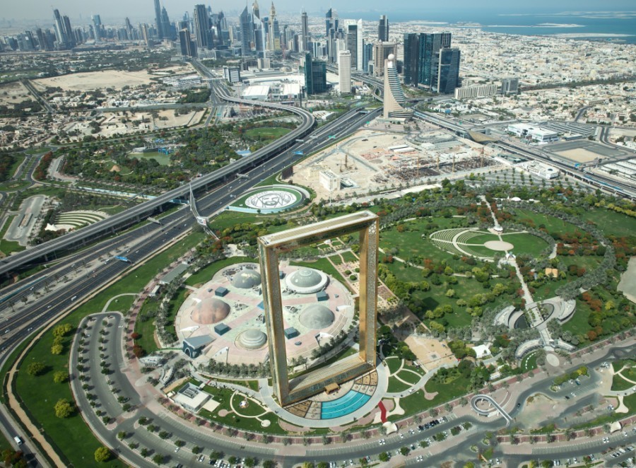 Quelles sont les meilleures façons d'accéder au Dubai Frame depuis le centre-ville de Dubaï ?