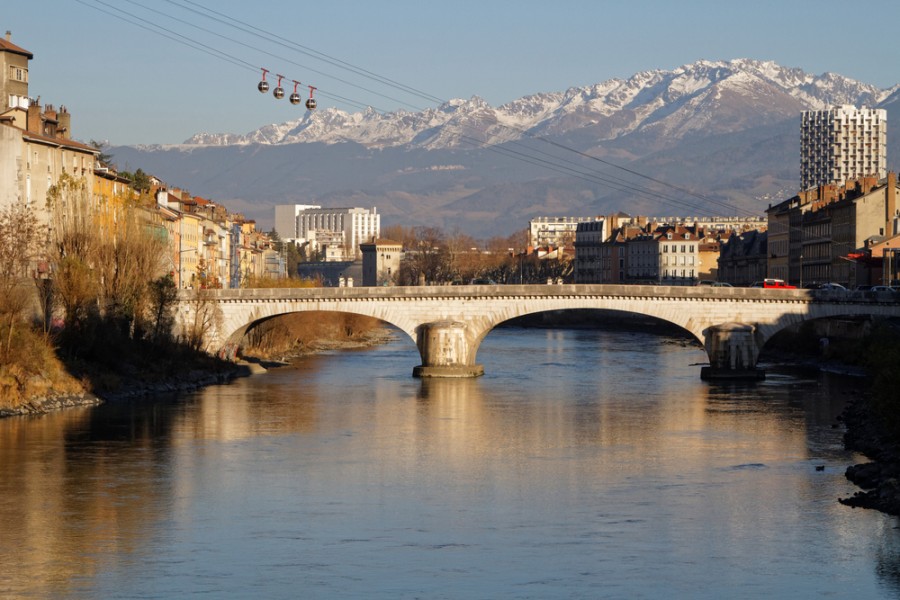 Le guide touristique pour découvrir et visiter Grenoble autrement !